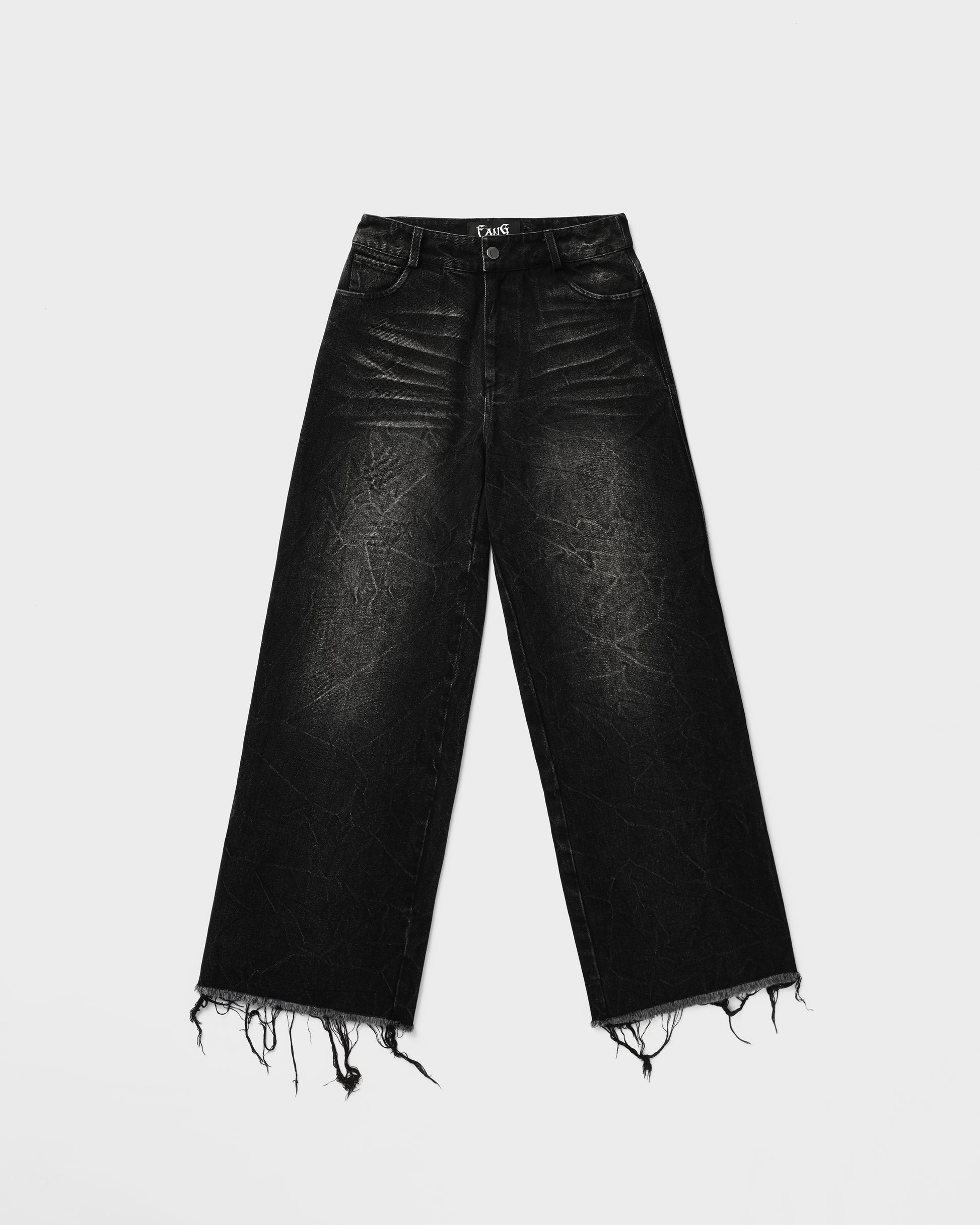 SLASHED DENIM