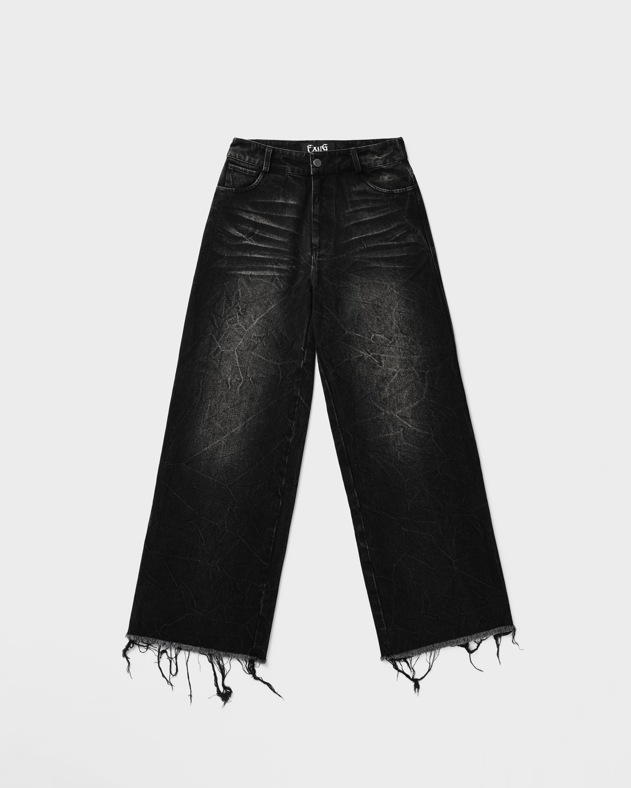 SLASHED DENIM