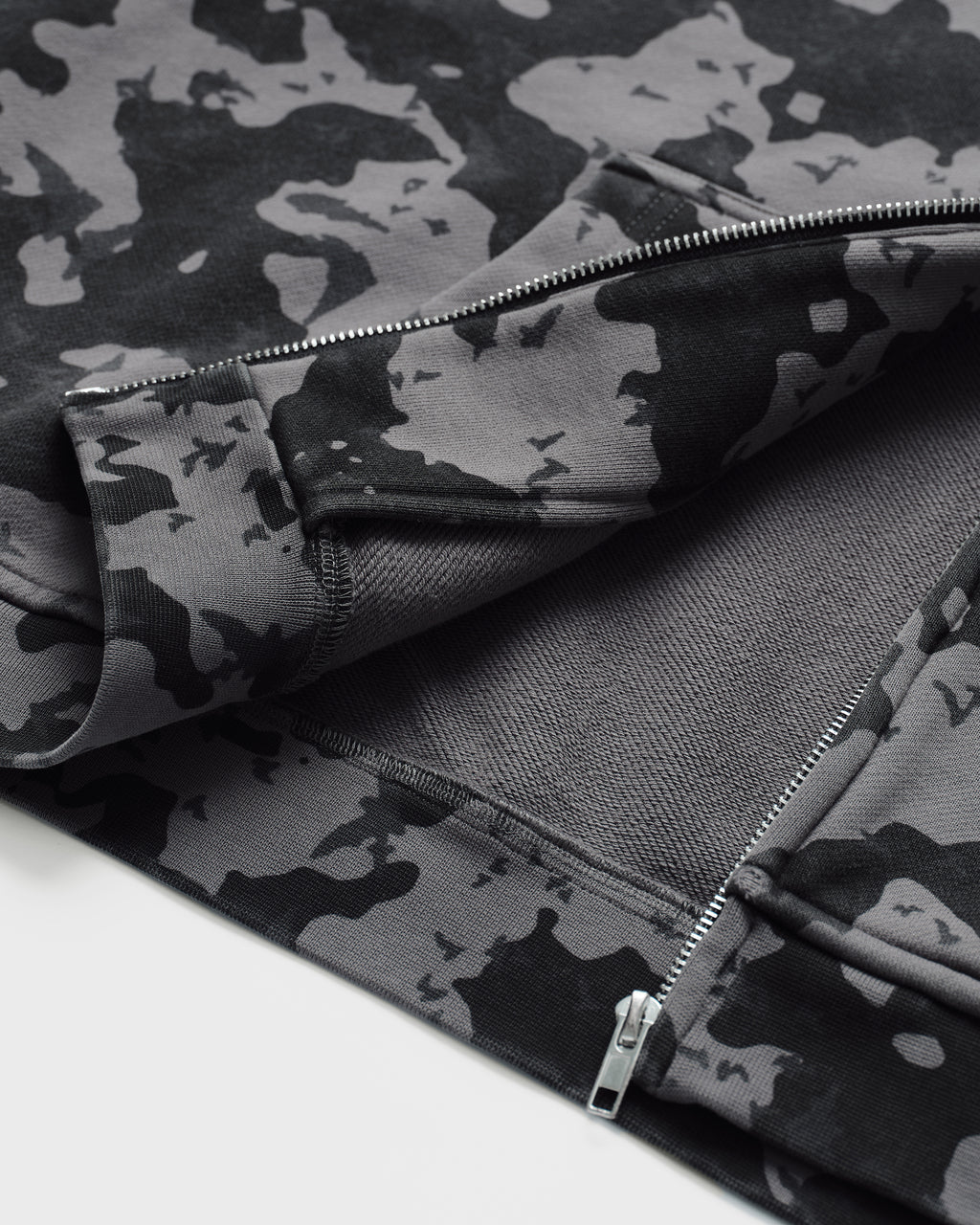 NOCTURNE CAMO ZIP-UP
